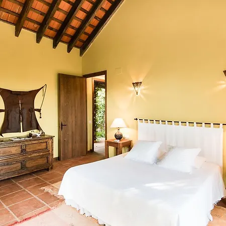 Casa Alvarianes